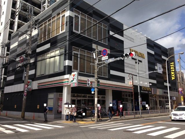 コンビニ　セブン‐イレブン 福岡西新中央店（コンビニ）まで71m