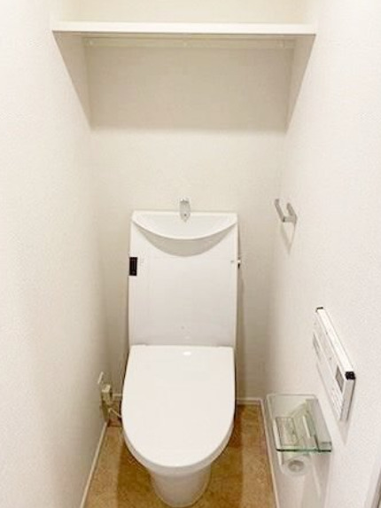 トイレ　別部屋の画像を使用しております。