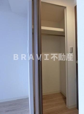 収納　【プレサンス谷町七丁目II】収納のためのスペースです