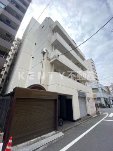 建物外観　外観は落ち着いています