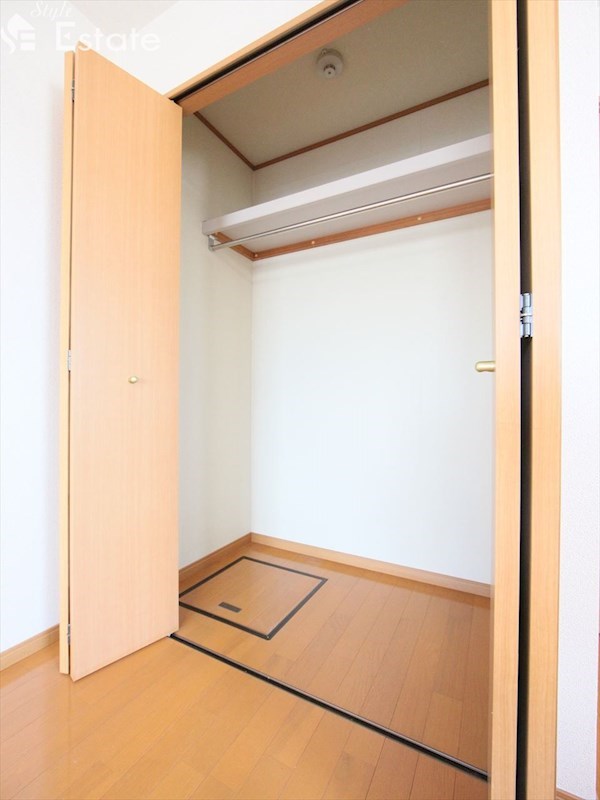 収納　クローゼット