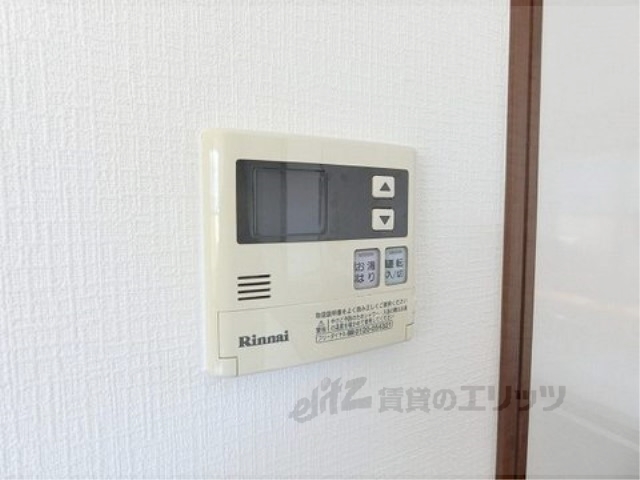 その他設備　給湯器リモコン