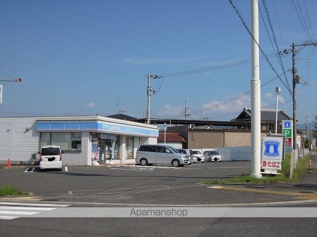 コンビニ　ローソン（コンビニ）まで786m