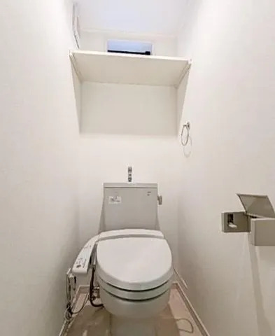 トイレ　※同タイプ参考写真