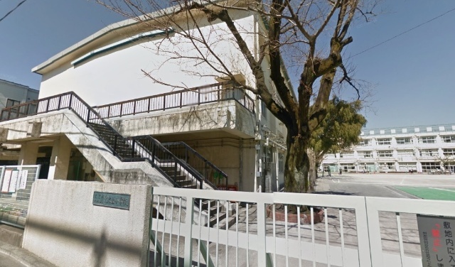 小学校　世田谷区立池之上小学校（小学校）まで588m