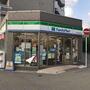 コンビニ　ファミリーマート 阪急中津駅前店（コンビニ）まで674m