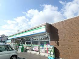 コンビニ　ファミリーマート 東大阪川田店（コンビニ）まで375m