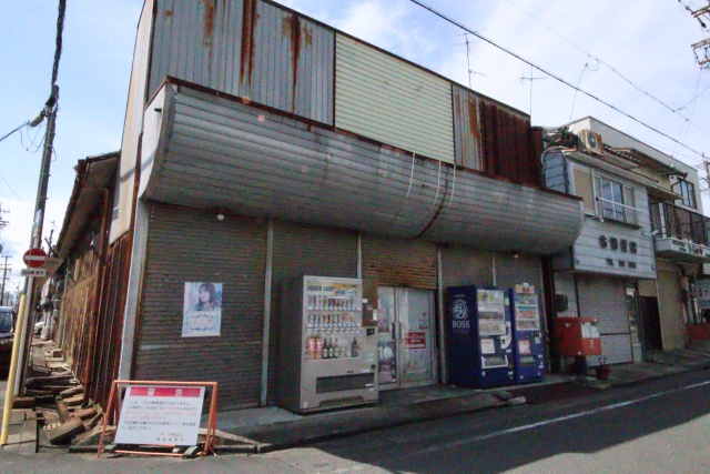 コンビニ　浅井酒店（浅井慶弌）（コンビニ）まで500m