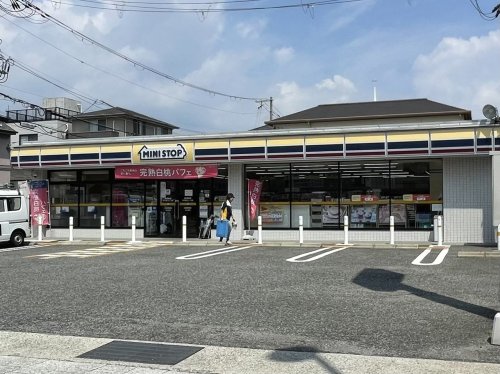 コンビニ　ミニストップ 甲子園口5丁目店（コンビニ）まで135m