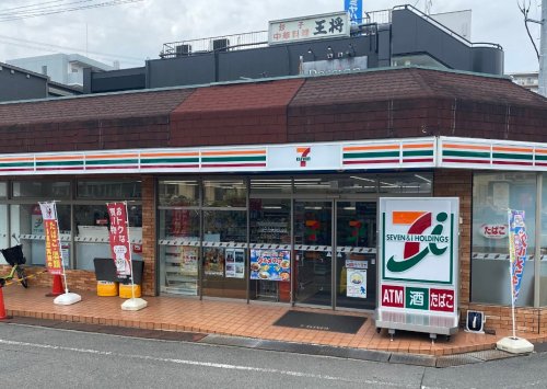 コンビニ　ローソン 枚方西牧野四丁目店（コンビニ）まで422m