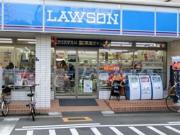 コンビニ　ローソン長堀橋店（コンビニ）まで104m