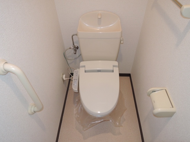 レフィナードのトイレ写真
