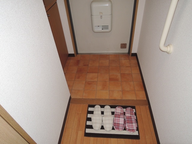 レフィナードの玄関写真