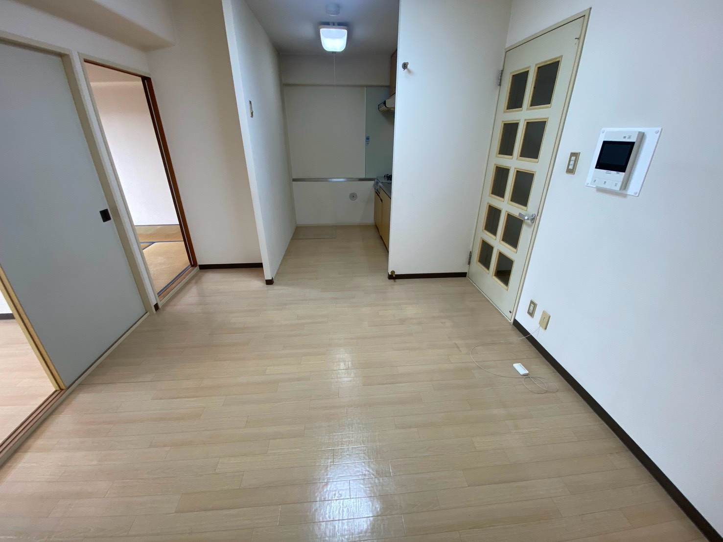 中本公園スカイハイツの居間写真