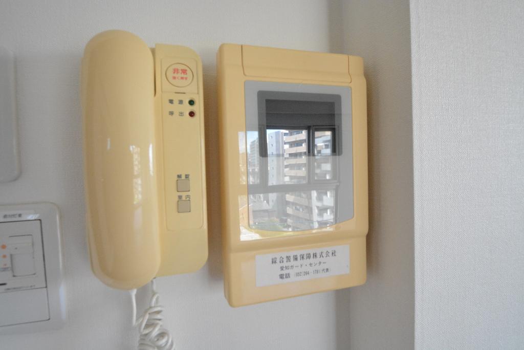 セキュリティ　カメラ付インターホン