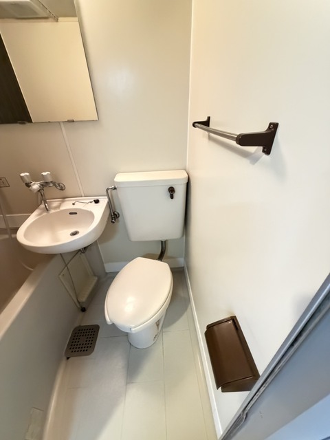 トイレ　別部屋参考写真です