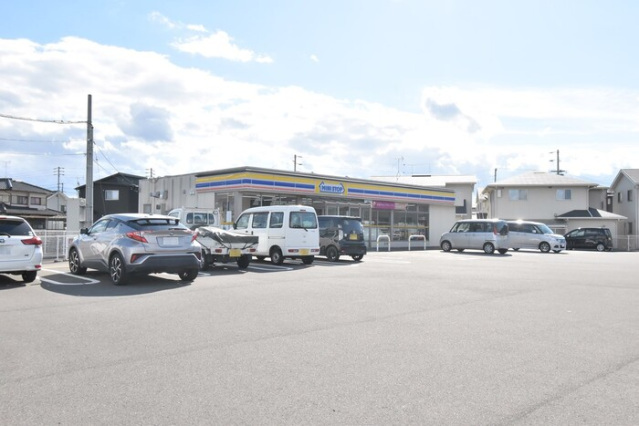コンビニ　ミニストップ円座店（コンビニ）まで579m