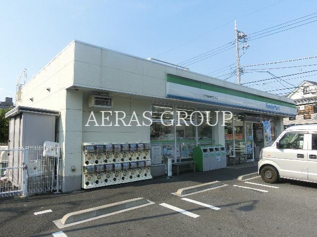 コンビニ　ファミリーマート江戸川鹿骨六丁目店（コンビニ）まで267m