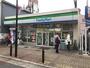 コンビニ　ファミリーマート 新今里店（コンビニ）まで295m