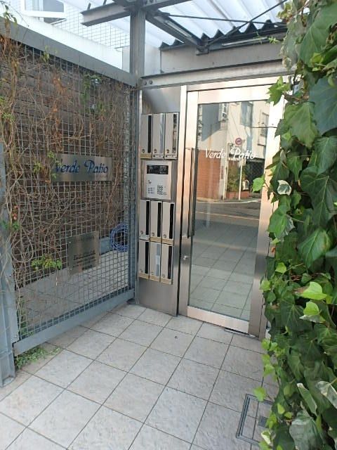 エントランス　エントランス