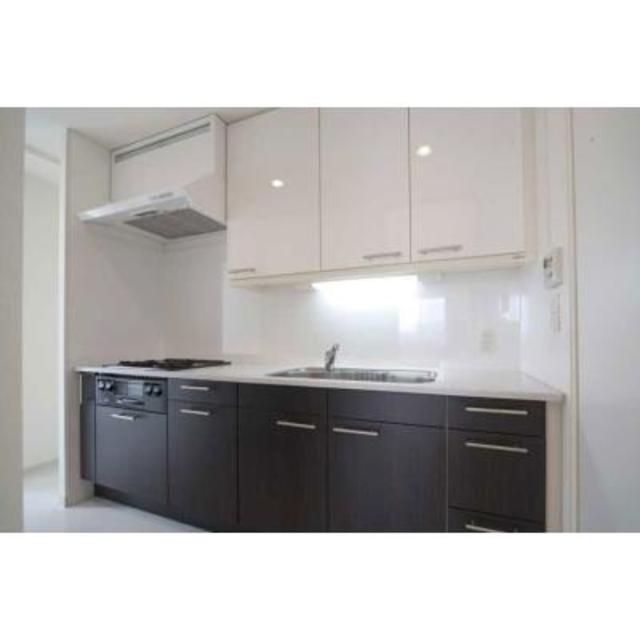 キッチン　※写真は同タイプ住戸です。