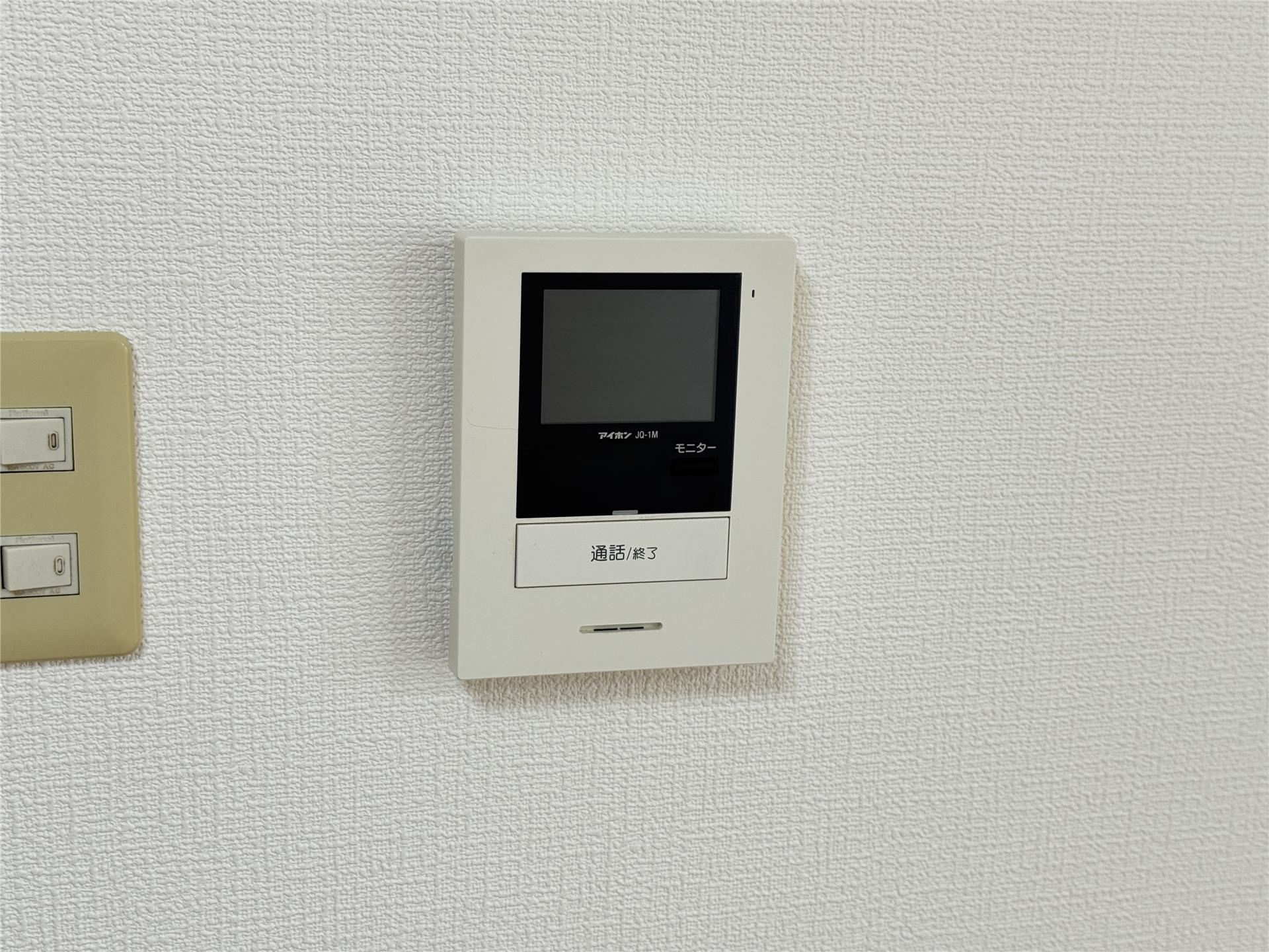 セキュリティ　来客対応に安心のTV]モニターホン付き♪