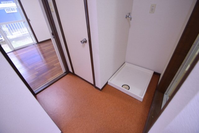 その他設備　洗濯機置場