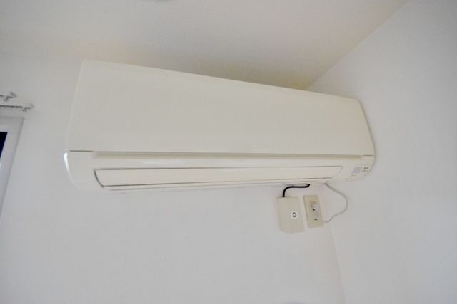 その他　★エアコン★