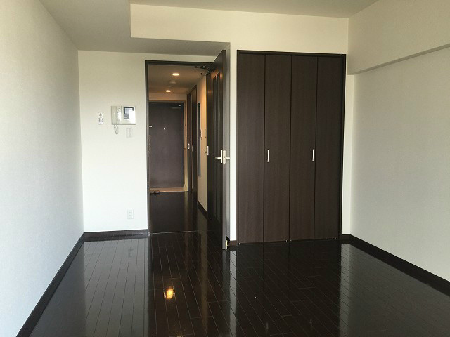 居室・リビング　※別部屋のお写真になります
