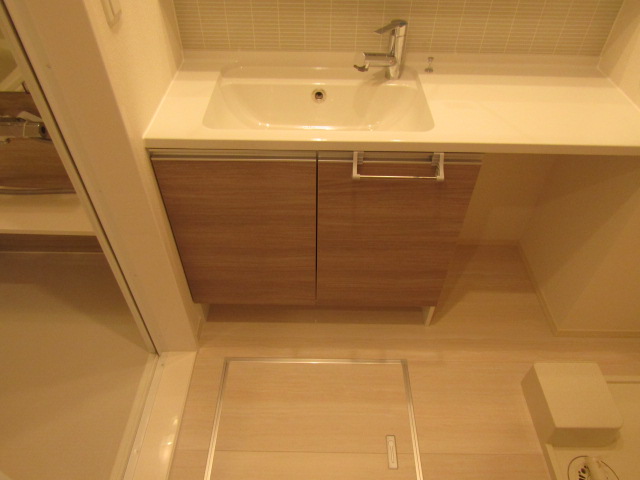 洗面設備　写真は類似物件のものです。