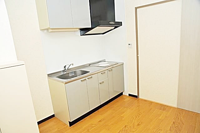 居室・リビング　【人気！南西向き2面採光の明るいお部屋！】お問合せは早めに♪
