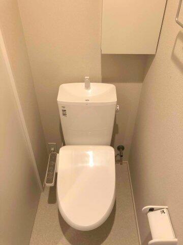 トイレ　コンパクトで使いやすいトイレです