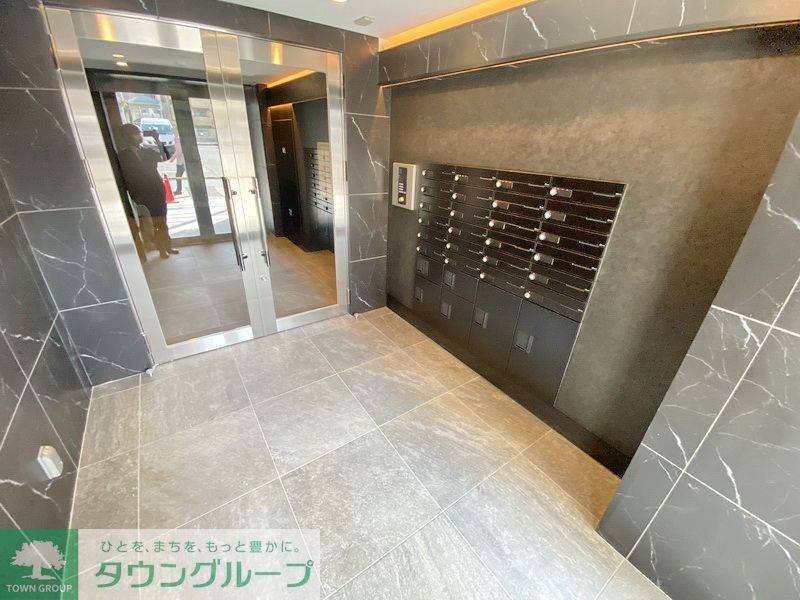 エントランス　エントランス