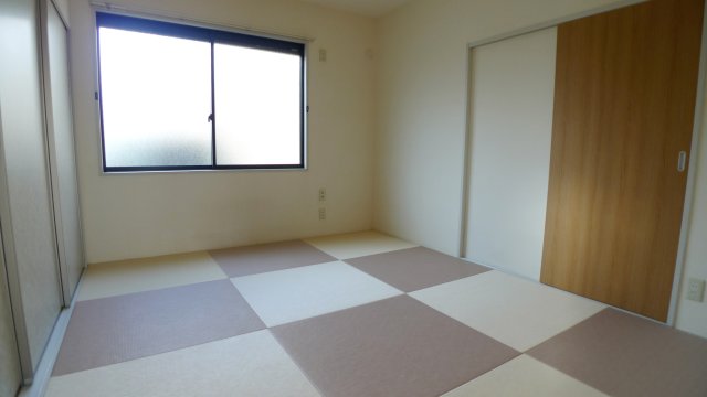 メイクシティAの居間写真