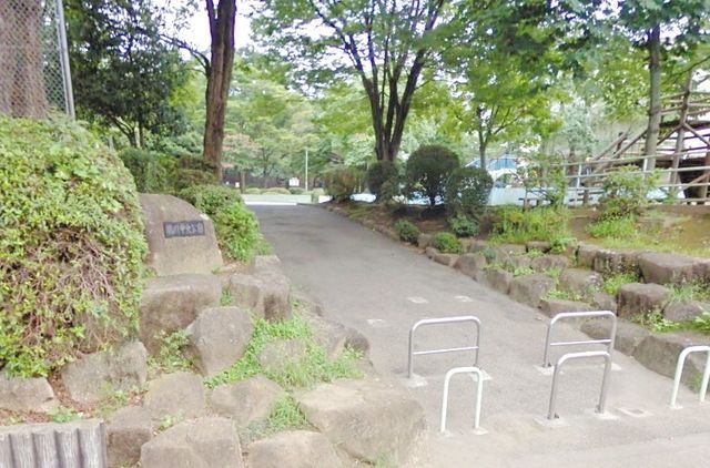 公園　鶴川中央公園（公園）まで1207m