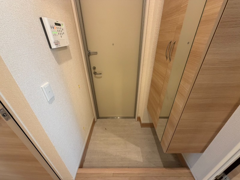 ベルフィールド西京極 西棟の玄関写真