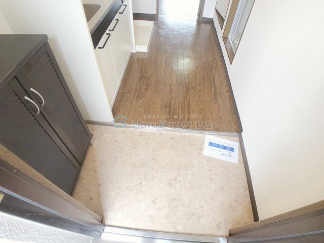 地下鉄名城線 堀田駅 徒歩5分 8階建 築35年の玄関写真