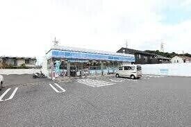 コンビニ　ローソン 古賀美明一丁目店（コンビニ）まで727m