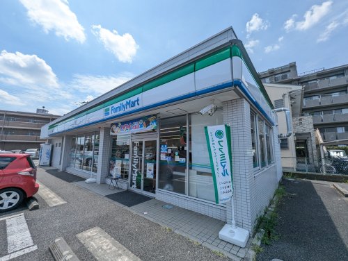 コンビニ　ファミリーマート 北秋津店（コンビニ）まで158m