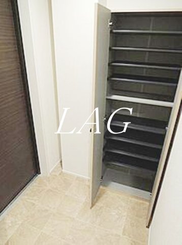 玄関　玄関です。