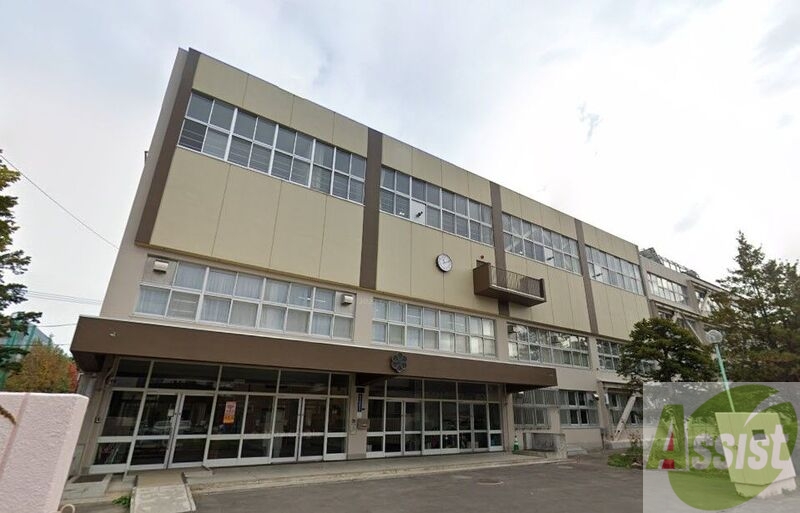小学校　札幌市立幌東小学校（小学校）まで816m