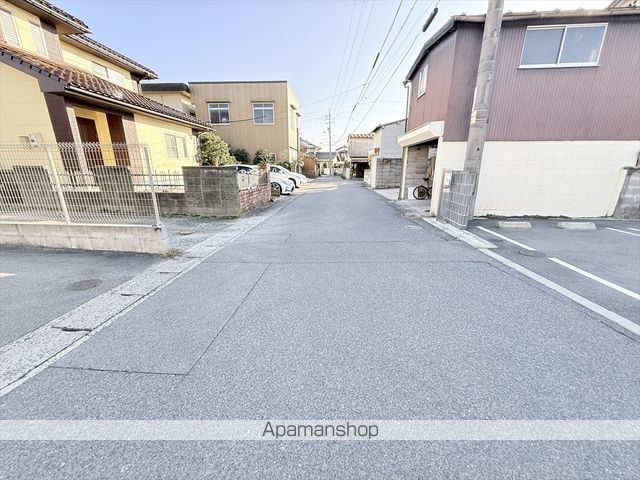 その他　前面道路（その他）まで0m