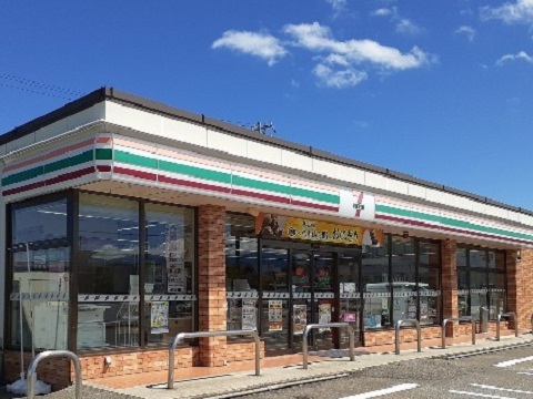 コンビニ　セブンイレブン富山町村１丁目店（コンビニ）まで400m