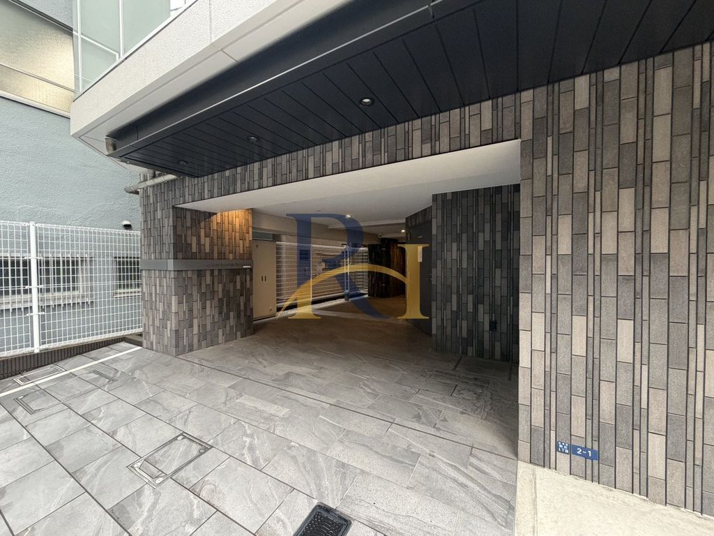 都営浅草線 浅草橋駅 徒歩15分 13階建 築4年の外観写真