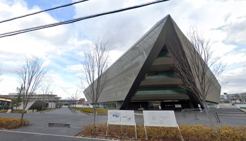 大学・短大　私立追手門学院大学総持寺キャンパス（大学・短大）まで1423m