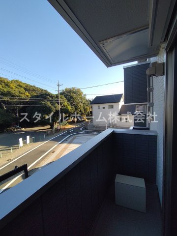 バルコニー　別部屋写真です。