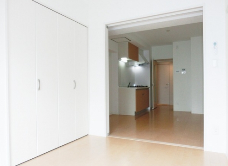 居室・リビング　写真は同タイプ住居です。