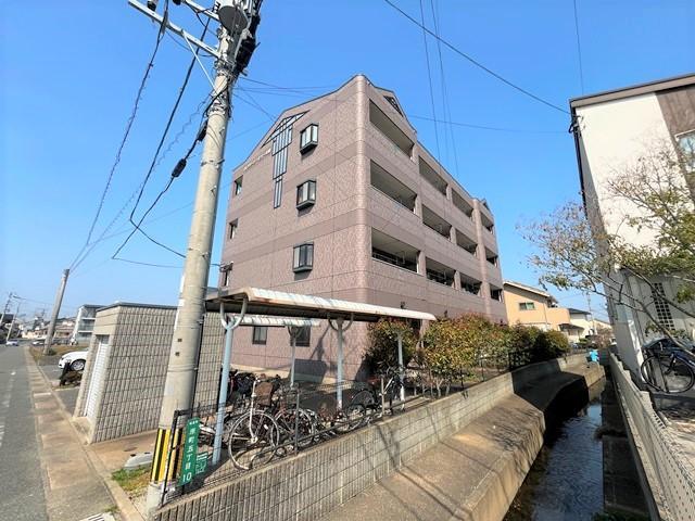 建物外観　外観写真（昼）