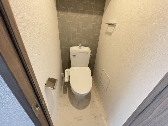 トイレ　モデル写真