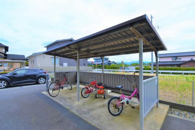 ＪＲ白新線 新発田駅 徒歩3分 2階建 築13年の外観写真